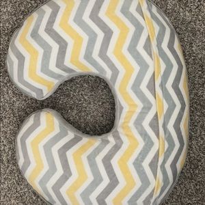 Boppy pillow